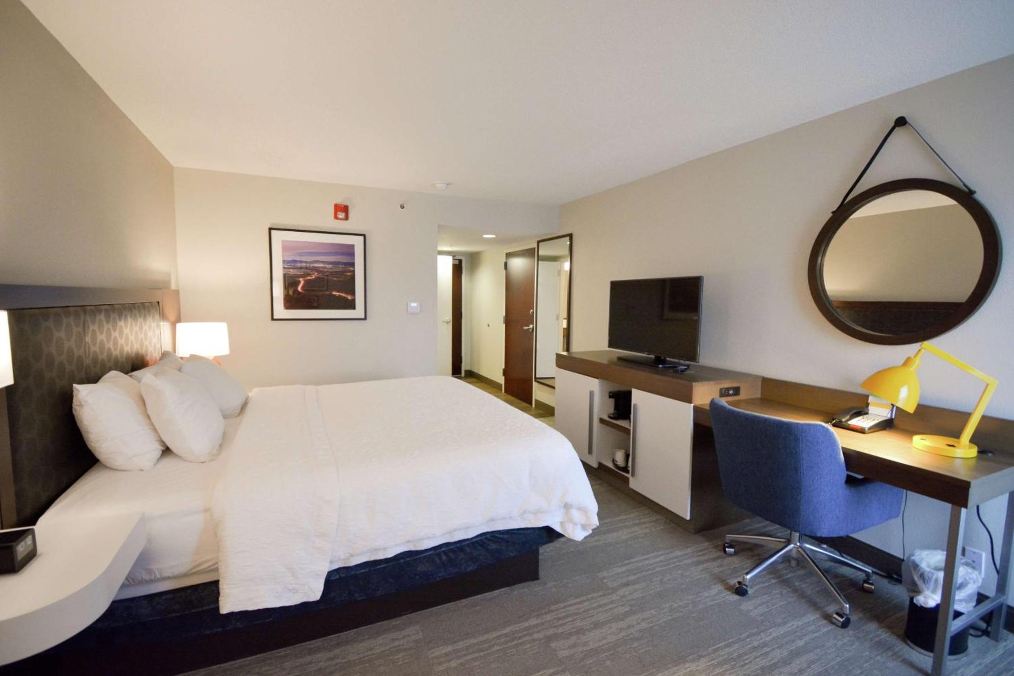 Hampton Inn Salem East - Electric Road Eksteriør billede
