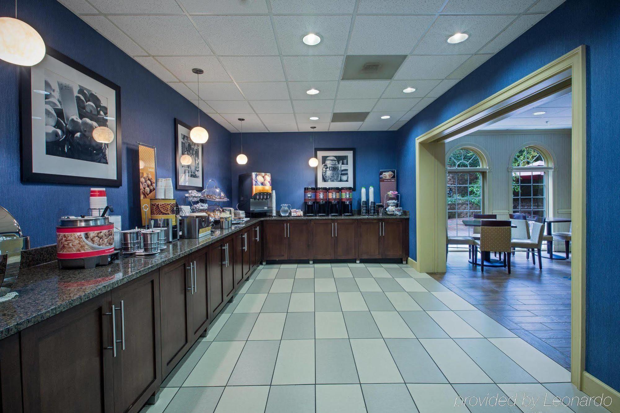 Hampton Inn Salem East - Electric Road Eksteriør billede