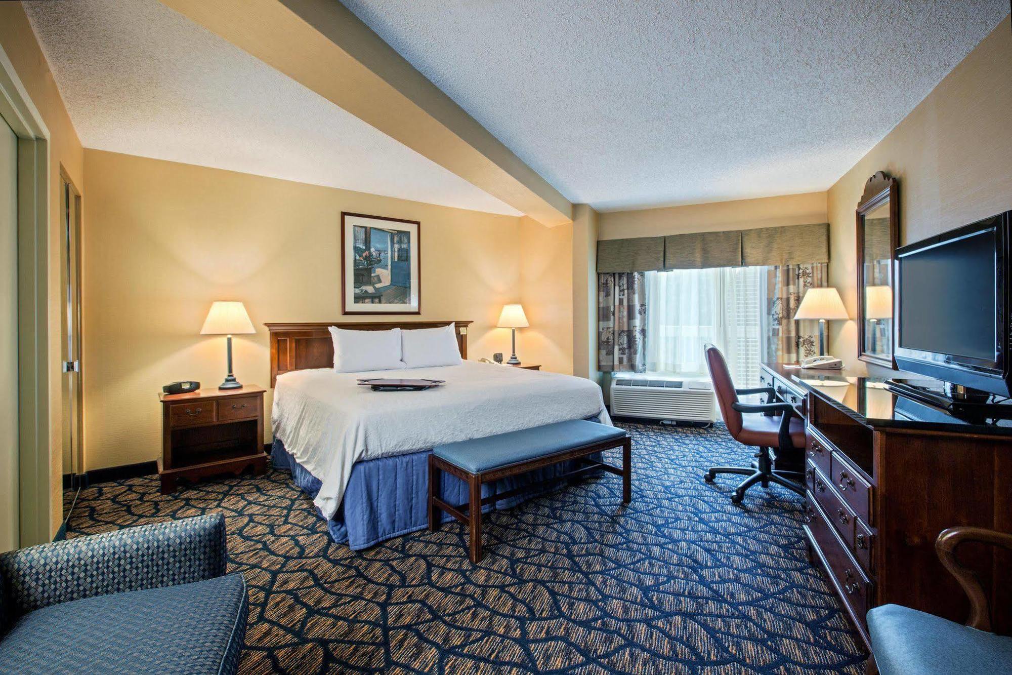 Hampton Inn Salem East - Electric Road Eksteriør billede